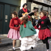 Jolie-mome 2004 rue mouffetard