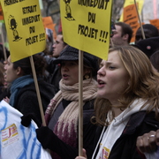 Fac Paris XII pour le retrait du CPE