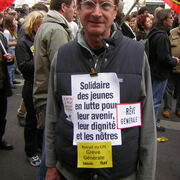 Un vieux solidaire des jeunes