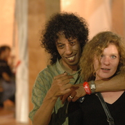 huma2006074