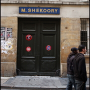 Et au 12 rue d'Enghien...