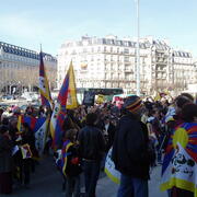 Manifestation au Trocadero-Ambassade de Chine, pour le tibet libre 10 mars 2007