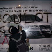 Déboulonneurs Paris  23/03/07 RER  Luxembourg