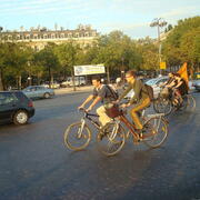 Manifestation cycliste le 22 septembre 2007 à la place de l'étoile