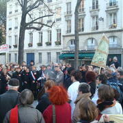 Rassemblement place Edouard Herriot contre les franchises médicales