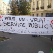Pour un vrai service public de la recherche
