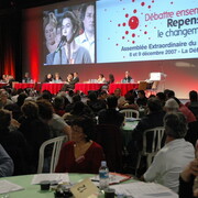 Assemblée extraordinaire du PCF, 8-9 décembre 2007