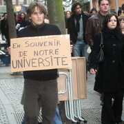Non à la LRU