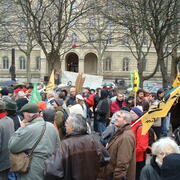 Rassemblement contre la culture OGM en plein champ