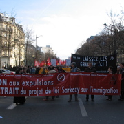 manif anticoloniale