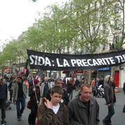 Sida la précarité tue
