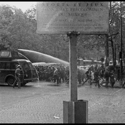 Camion lance-eaux