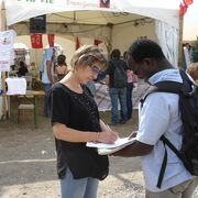 Fête Huma 2007 stand Etampes