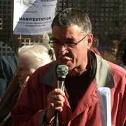 Hervé Bramy  lors de la manifestation devant le ministère de la crise du logement le samedi 11 octobre