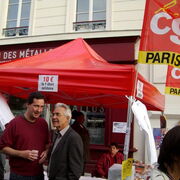 Jacques Daguenet avec les salarié(e)s de Ma.NET