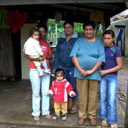 Paraguay famille monoparentale à san luis