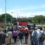 OTRO CAMINO PARA SUPERAR LA CRISIS - ARGENTINA- CORTE PUENTE PUEYRREDÓN 7