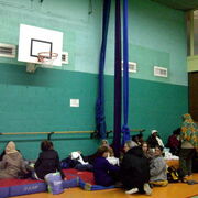 Dans le gymnase