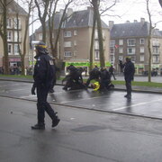 manif lors de la veue de Sarkozy à Saint Lô le 12 janvier 2009