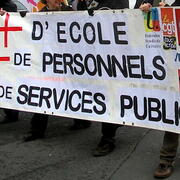 banderole intersyndicale éduc Nord Pas-de-Calais 16 fev 2009 Lille