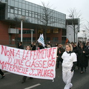 Manif de la maternelle à l'unviersité