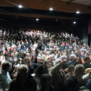 l'Internationale dans la salle