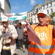 Cherbourg manif 1mai2009049