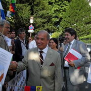 L'Ambassadeur du Honduras et le représentant de Cuba