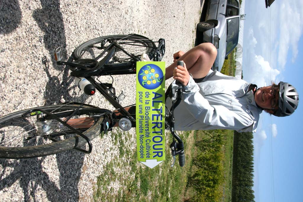 AlterTour02.jpg