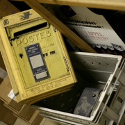 La Poste à la poubelle
