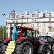 Manif des paysans en tracteur à Paris