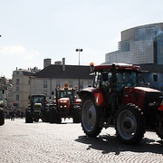 Manif des paysans en tracteur à Paris