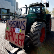 Manif des paysans en tracteur à Paris