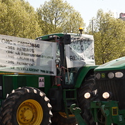Manif des paysans en tracteur à Paris