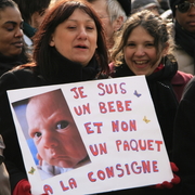 Pas de bébés à la consigne, manif Paris 11 mars 2010-3