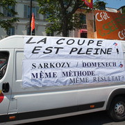 Slogan 1 Sarkozy-Domenech