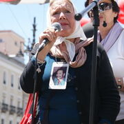 Nora Cortinas (mères de la place de mai, argentine)