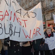 Non à la guerre en IRAK, manifestation à PARIS