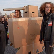 Contre la guerre en IRAK, manifestation à PARIS