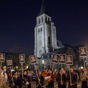 Contre la guerre en IRAK, manifestation à PARIS
