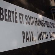 Contre la venue de Bush en France le 5/06/04
