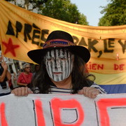Contre la venue de Bush en France le 5/06/04