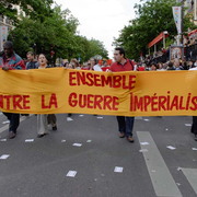 Contre la venue de Bush en France le 5/06/04