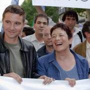 Contre la venue de Bush en France le 5/06/04