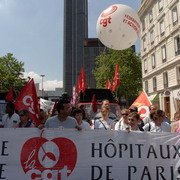 Manifestation contre la privatisation des services publics à Paris
