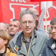 Manifestation à Paris pour la sauvegarde du régime de retraite