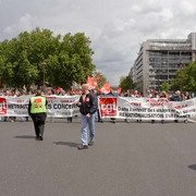 Manifestation à Paris pour la sauvegarde du régime de retraite