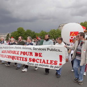 Manifestation à Paris pour la sauvegarde du régime de retraite