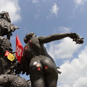 Manifestation à Paris pour la sauvegarde du régime retraite