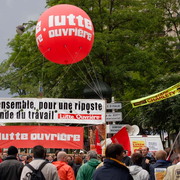 Manifestation à Paris pour la sauvegarde du régime retraite